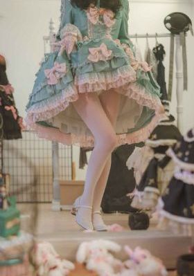 后宫露营电影_DVD视频大全