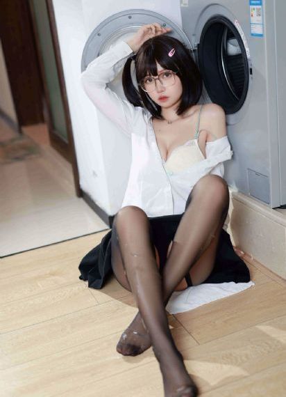 操老女人逼_BD英语高清视频播放