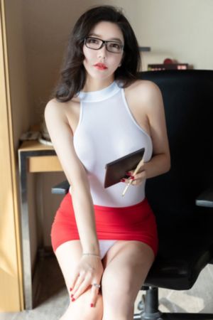 高贵女王脚奴视频vk_BD英语电影全集观看