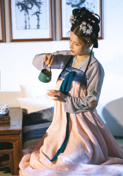 范冰冰青苹果完整版_高清在线观看